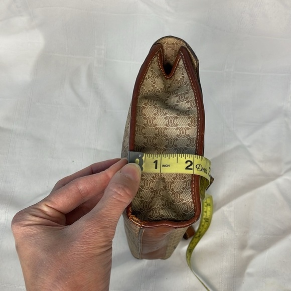 Vintage Celine Macadam Envelope Flap Clutch Wristlet Bag Tan Brown - Picture 13 of 17